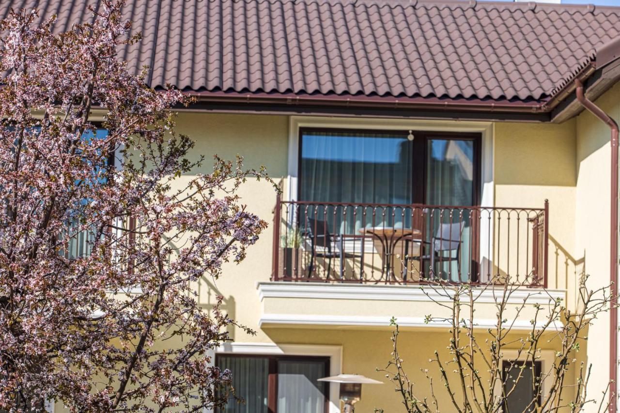 Sakura_Inn Palanga Dış mekan fotoğraf