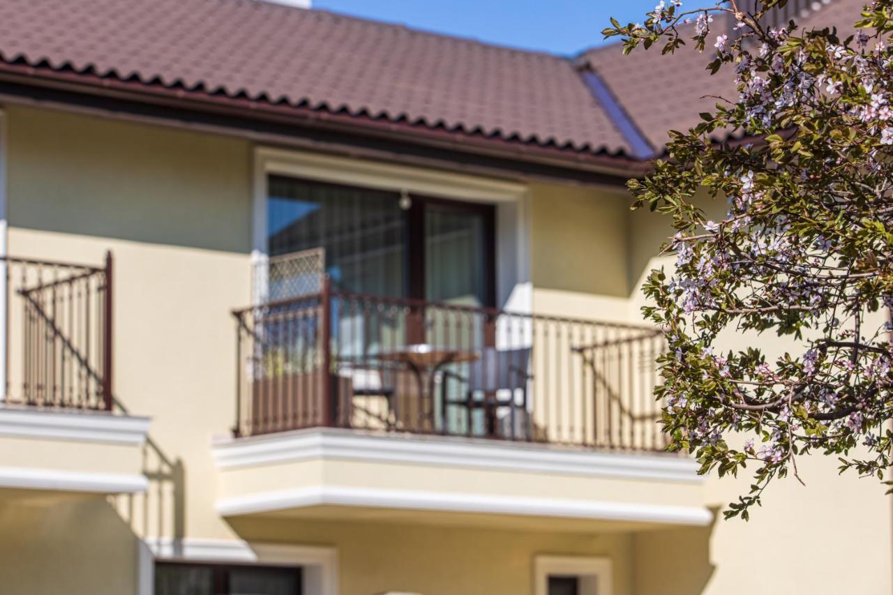 Sakura_Inn Palanga Dış mekan fotoğraf